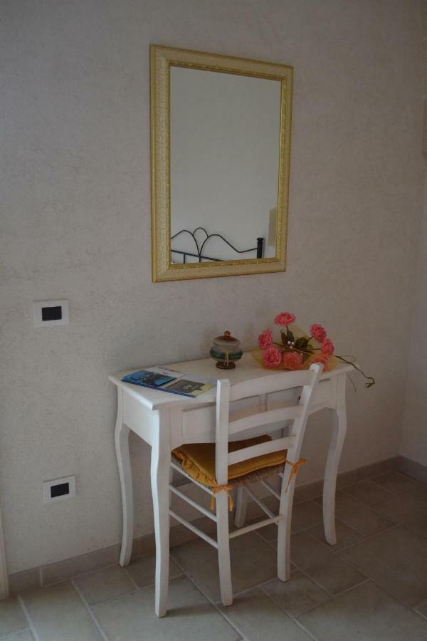Masseria Pasturi Аветрана Екстериор снимка